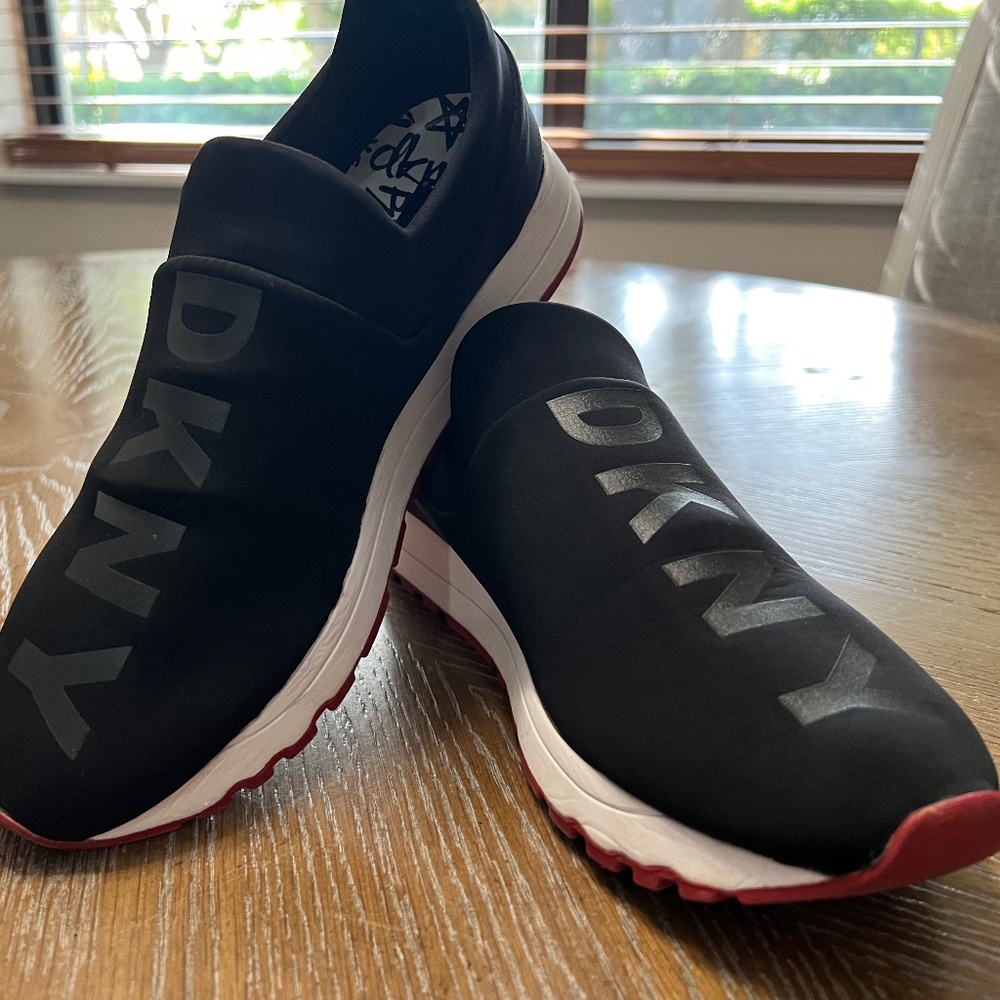 DKNY Slip-on Sneakers